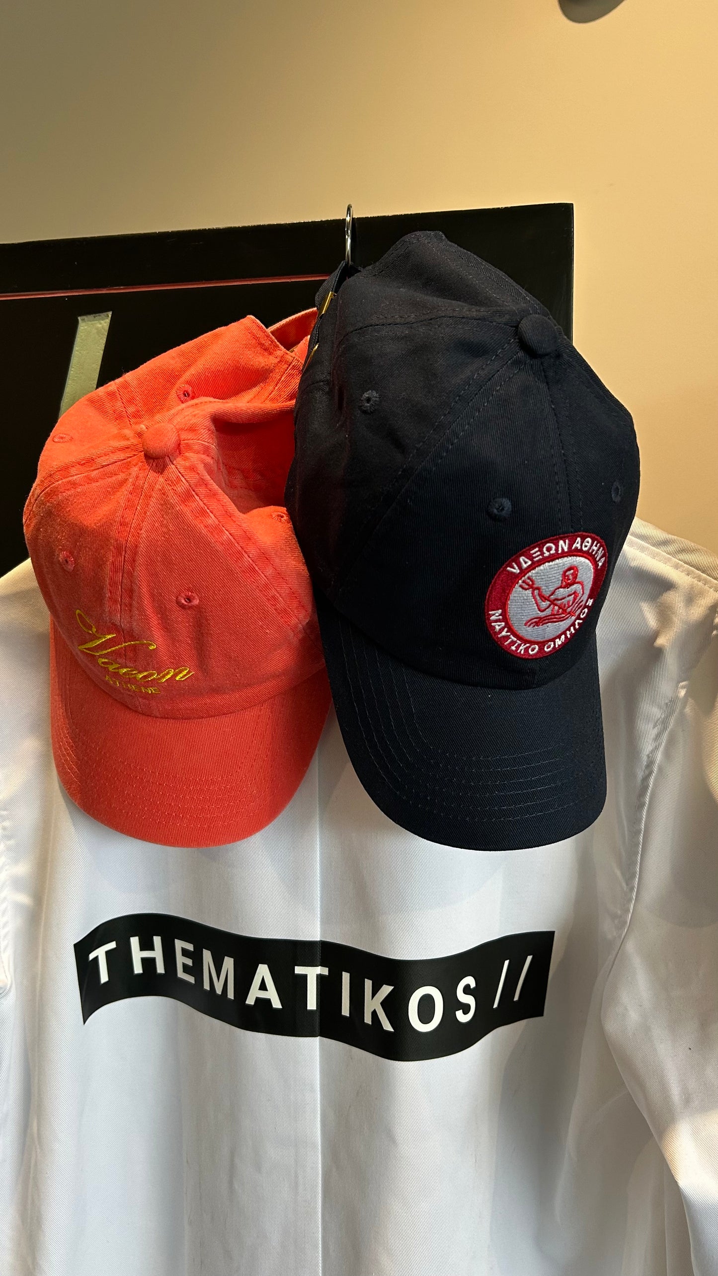 VAEON WASHED RED CAP