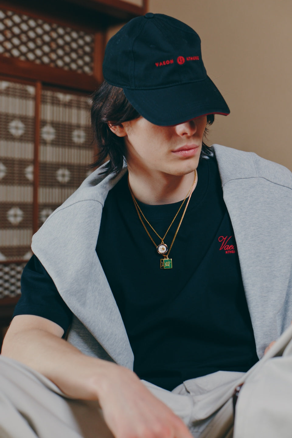Vaeon NYXTA Black and Red Cap